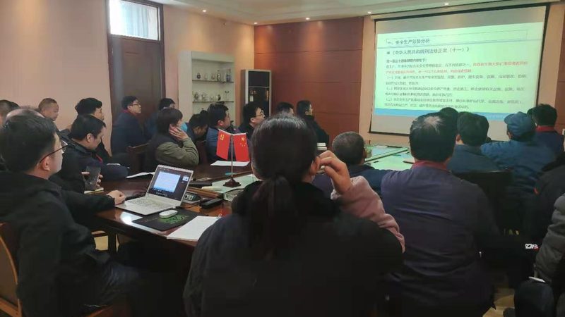 函授、业余、脱产：学历提升的路径选择**