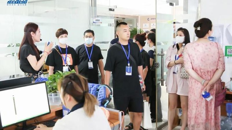 上海成人高考毕业证书样本揭秘：证书背后的价值与意义